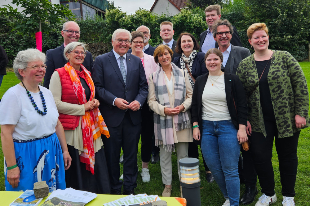 Auf dem offiziellen Pressefoto mit dem Bundespräsidenten auch dabei Vertreter des Diözesankomitees, der Landjugend, der KLB Deutschland sowie der KLB Münster